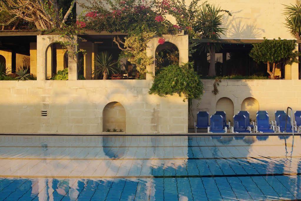 Mellieha Holiday Centre Eksteriør bilde