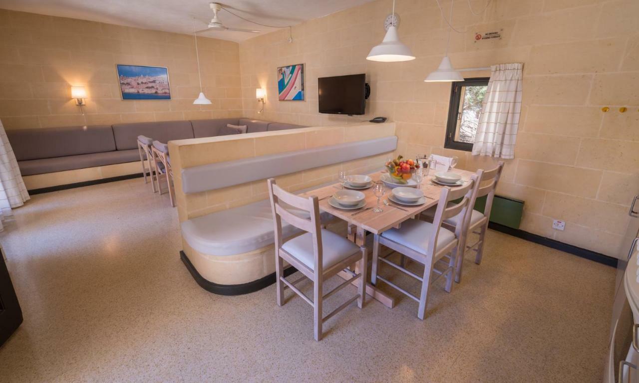 Mellieha Holiday Centre Eksteriør bilde