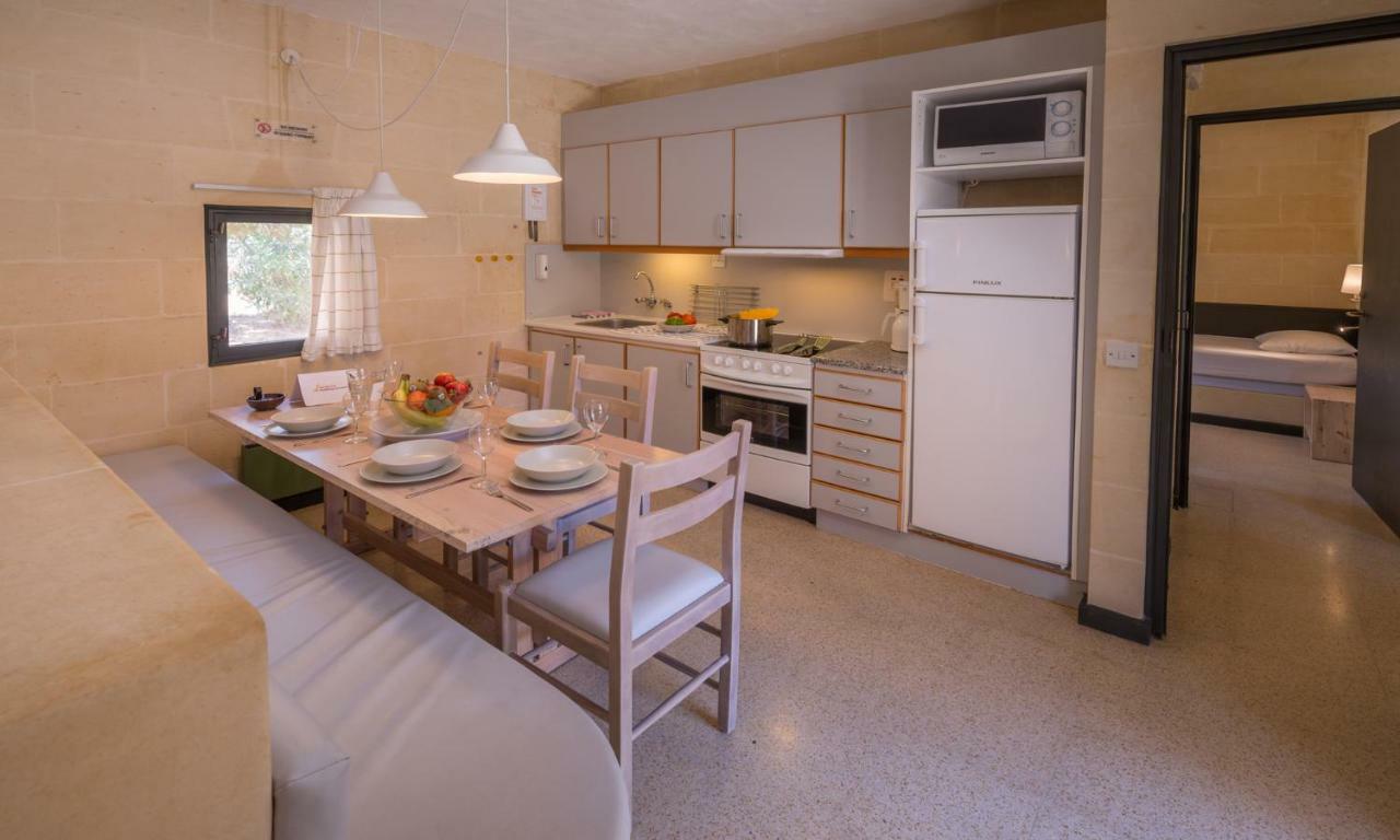 Mellieha Holiday Centre Eksteriør bilde